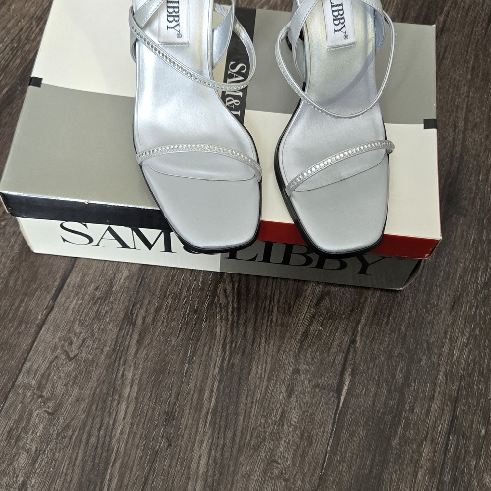 Sam & Libby Women's Metallic Silver Heels